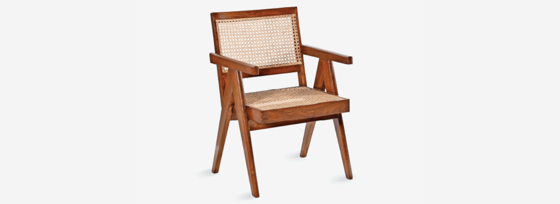 Why Solid Wood Still Beats Every Alternative for High-End Homes